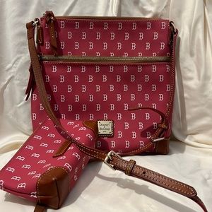 Red Sox Dooney & Bourke purse & wallet adjustable leather shoulder strap